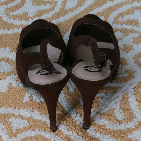 G by Guess Brown Cavion Platform Heels Size 9M - Picture 3 of 8